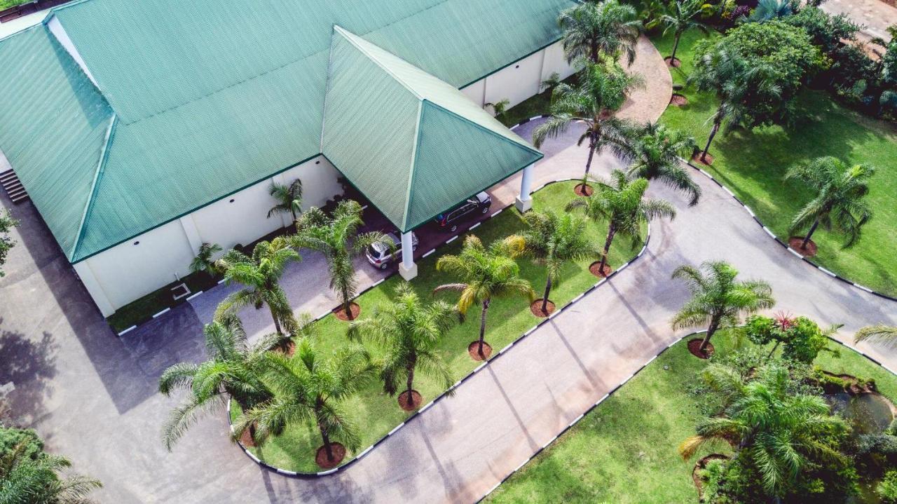 Sandy'S Creations Resort Лусака Экстерьер фото